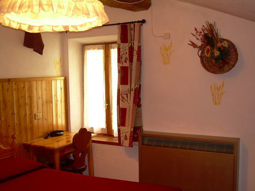 Hotel Ristorante Paramont Baulen Exteriör bild